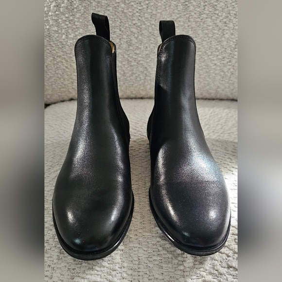 Bally Men's Westley Grained Leather Chelsea Boots Black Size 7